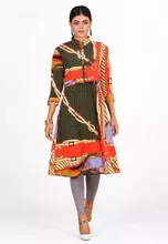 橙色，棕色，黑色