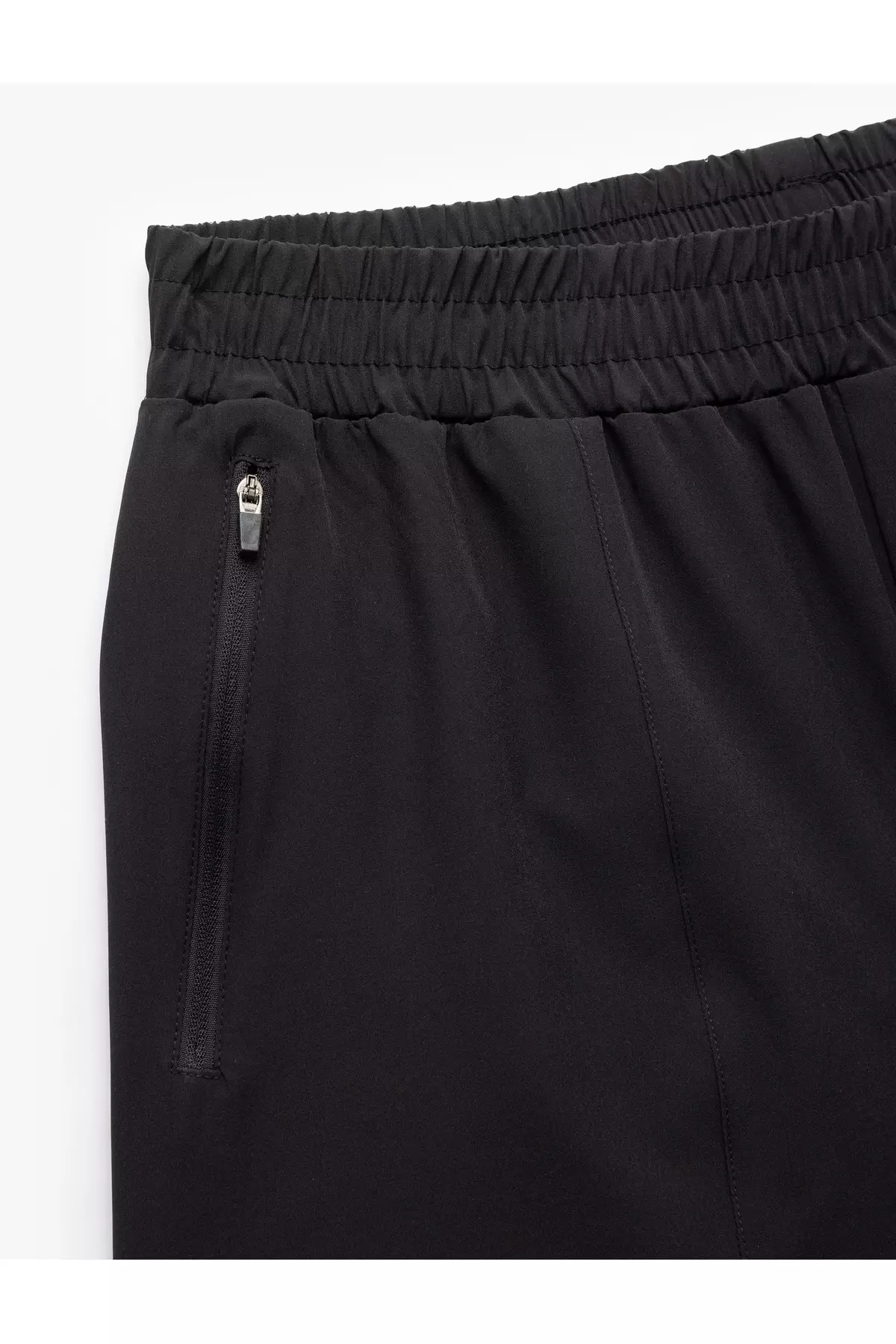Zippered Pocket Detailed Parachute Fabric Elastic Waist Sports Shorts