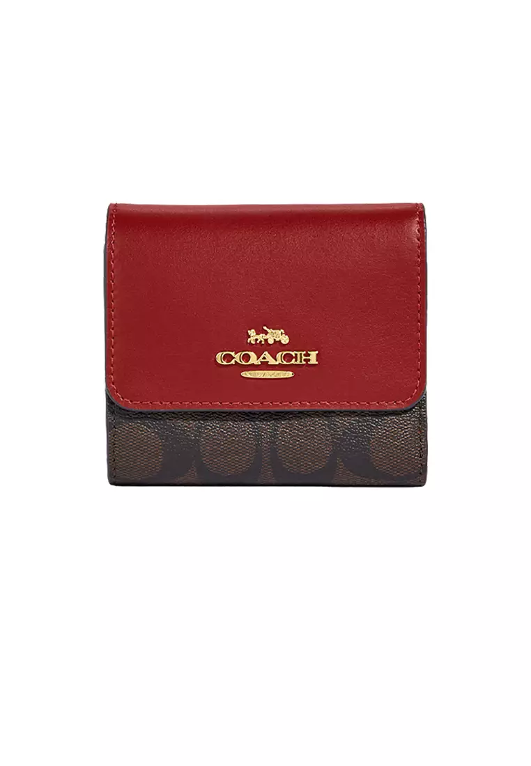 Coach Coach Small Trifold Wallet In Blocked Signature Canvas Brown 1941 Red  CE930 2024 | Buy Coach Online | ZALORA Hong Kong