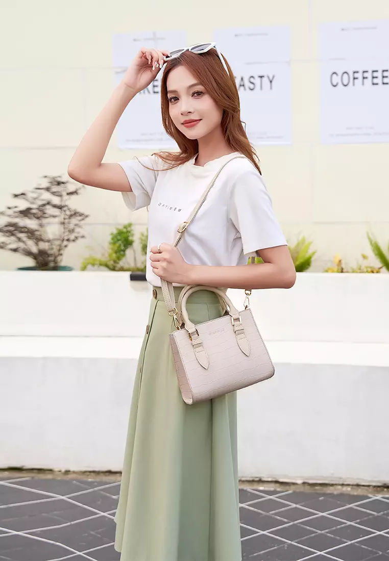 Women's Top Handle Bag / Sling Bag / Crossbody Bag (手拿袋 / 斜孭袋) - 米黃色