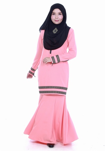 Buy Farosa Kurung Cassandra Peach from Farosa in Pink and Orange only 199