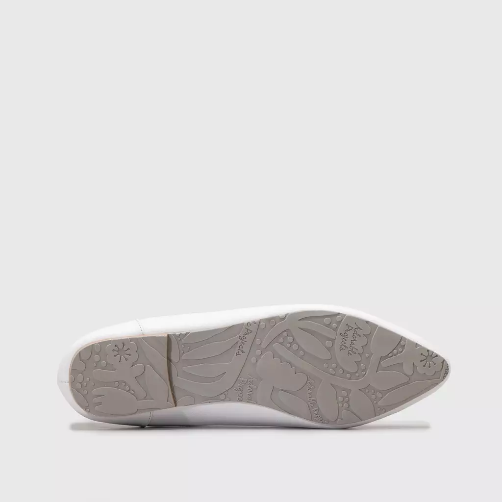 Alani Flat Shoes White