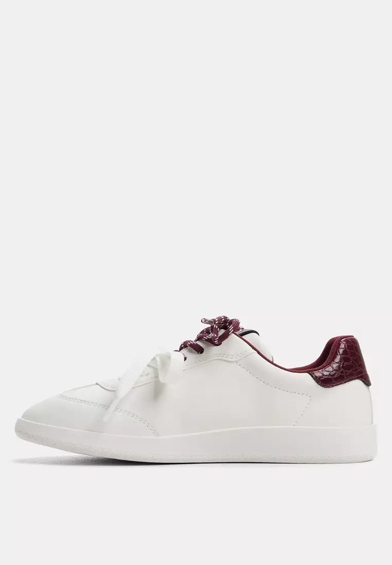Stellya Sneakers