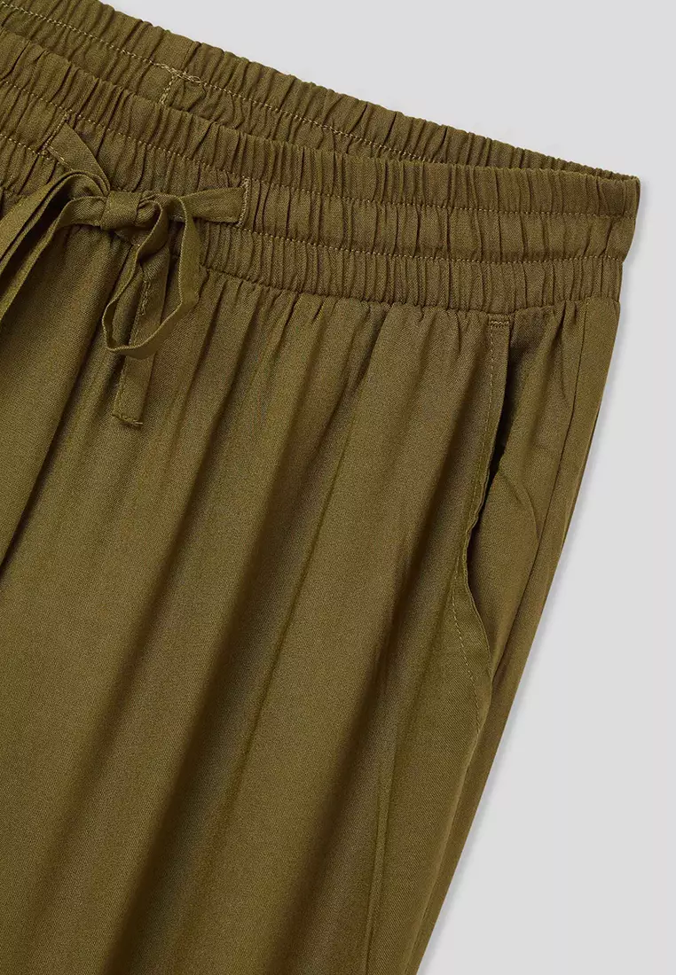 Woman Long Pants