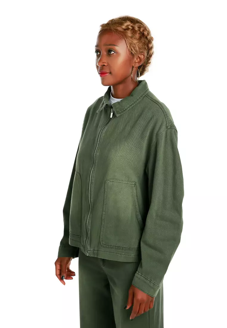 Jaket Utilitas Lengan Berkerut Warna Hijau Army Unisex