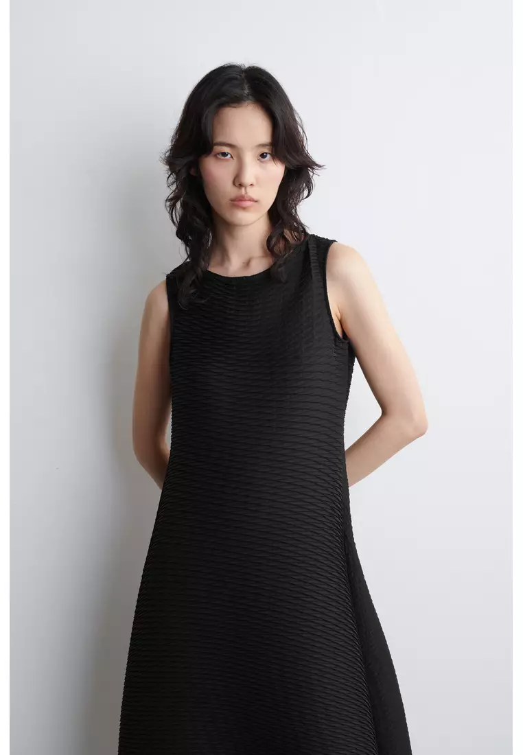 VOLUMINOUS PLEATED MIDI DRESS