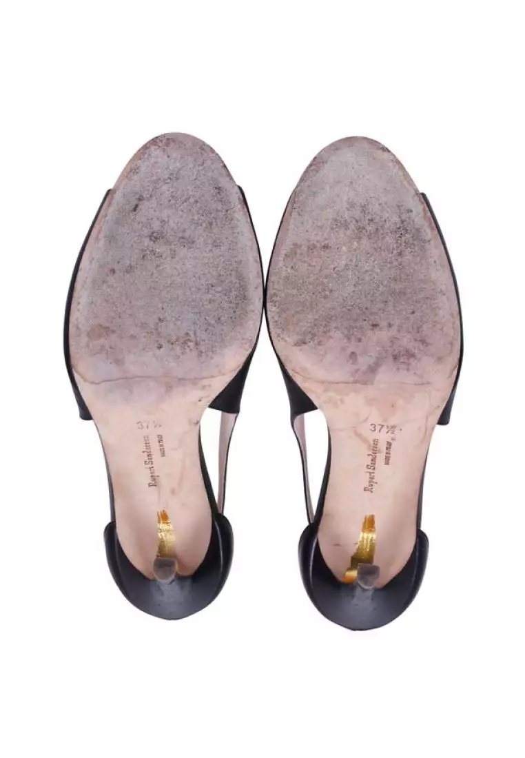 Buy Rupert Sanderson Pre Loved RUPERT SANDERSON Olaf Leather Pumps