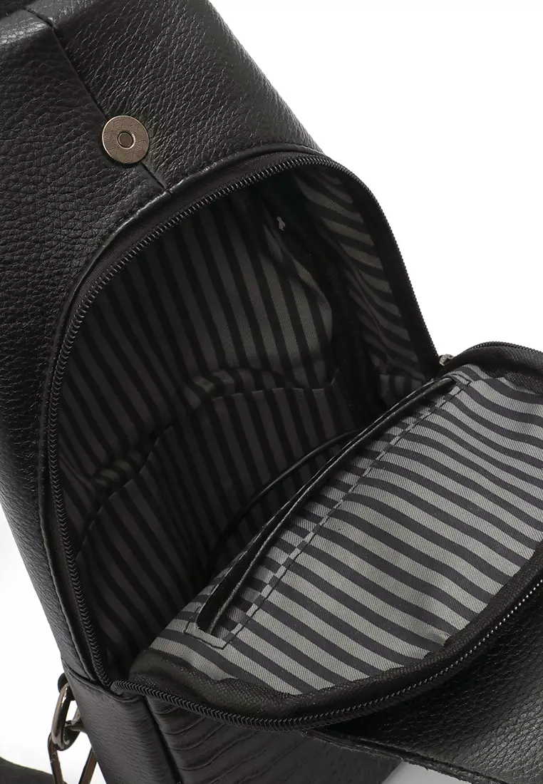 Roger Slingbag Pria Casual USB Port Motif Crocodile Material Leather ORIGINAL - Black