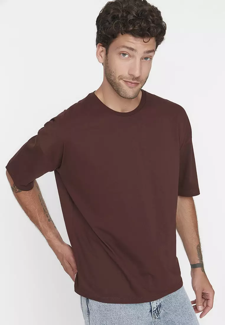 Basic T-Shirt