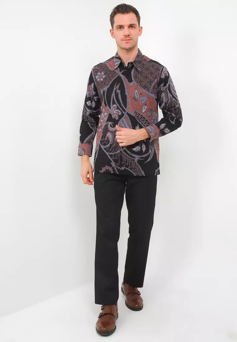 Arjuna Weda Kemeja Batik Sawat Sayap
