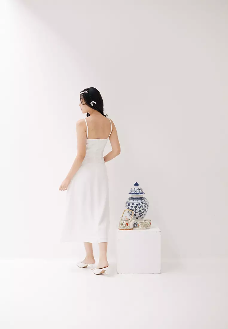 Twisted Front Halter Neck Dress in White