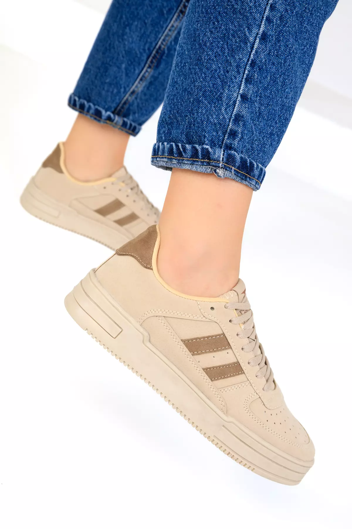 Sand-Brown Unisex Sneaker 17105
