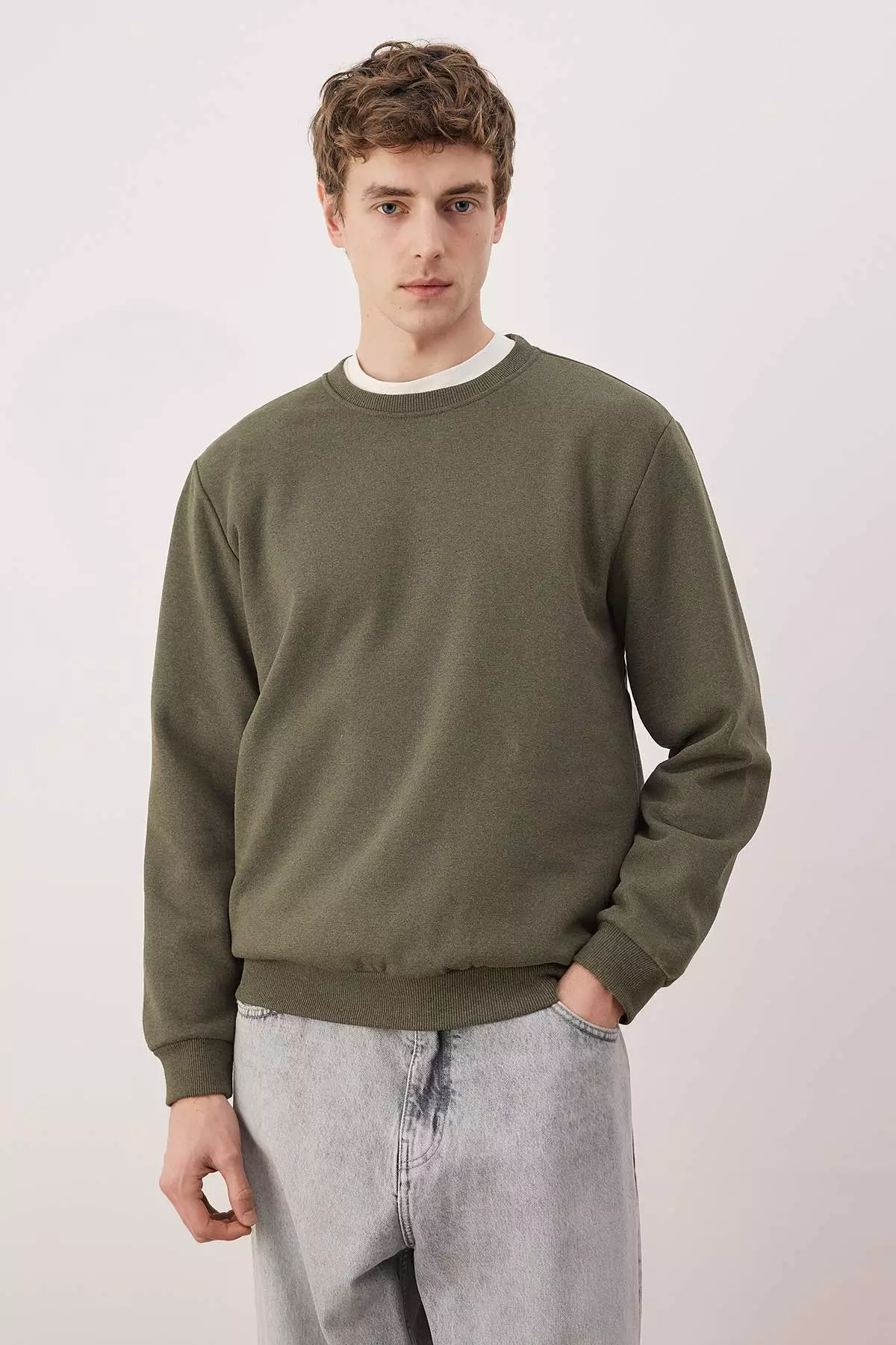 Black-Khaki-Beige 3-Pack Regular/Normal Fit Basic Fleece Inside Sweatshirt Tmnaw26Sw00006