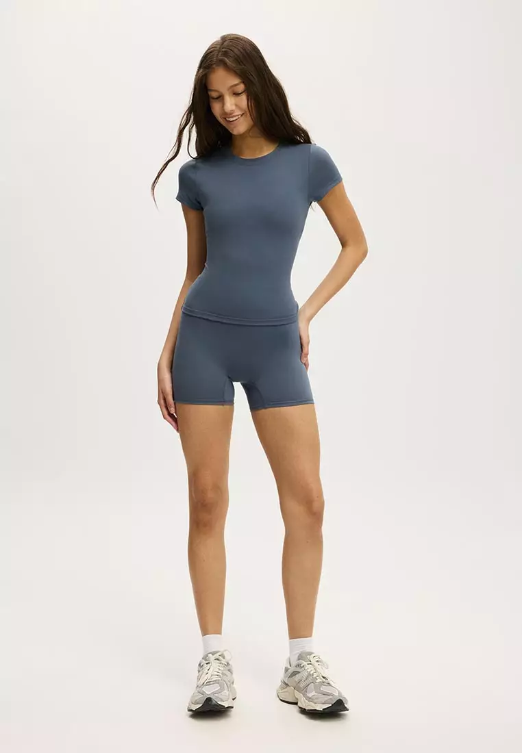 Ultra Soft Invisible Scrunch Shortie Short