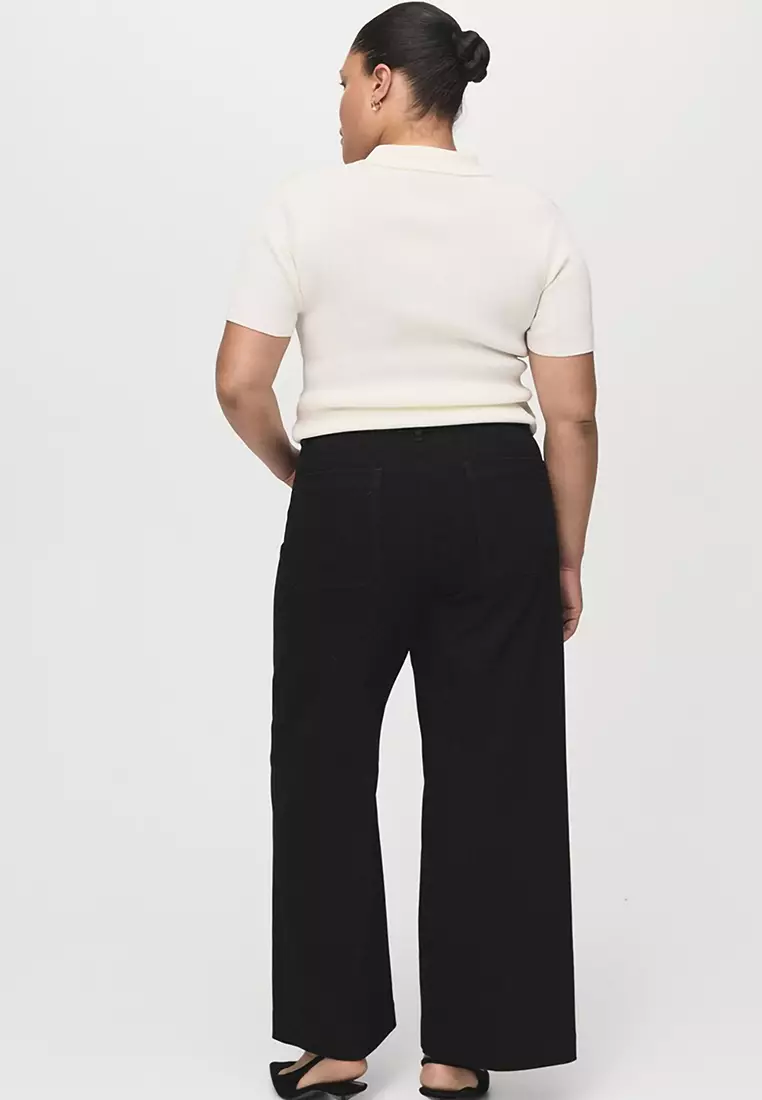 Wide-Leg Jeans With Pockets