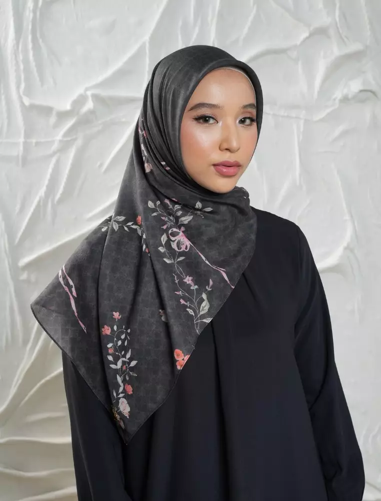 FLEUR Scarf Black - Kerudung Hijab Segiempat Motif With BOX - Bahan Nesla - Ukuran 115x115