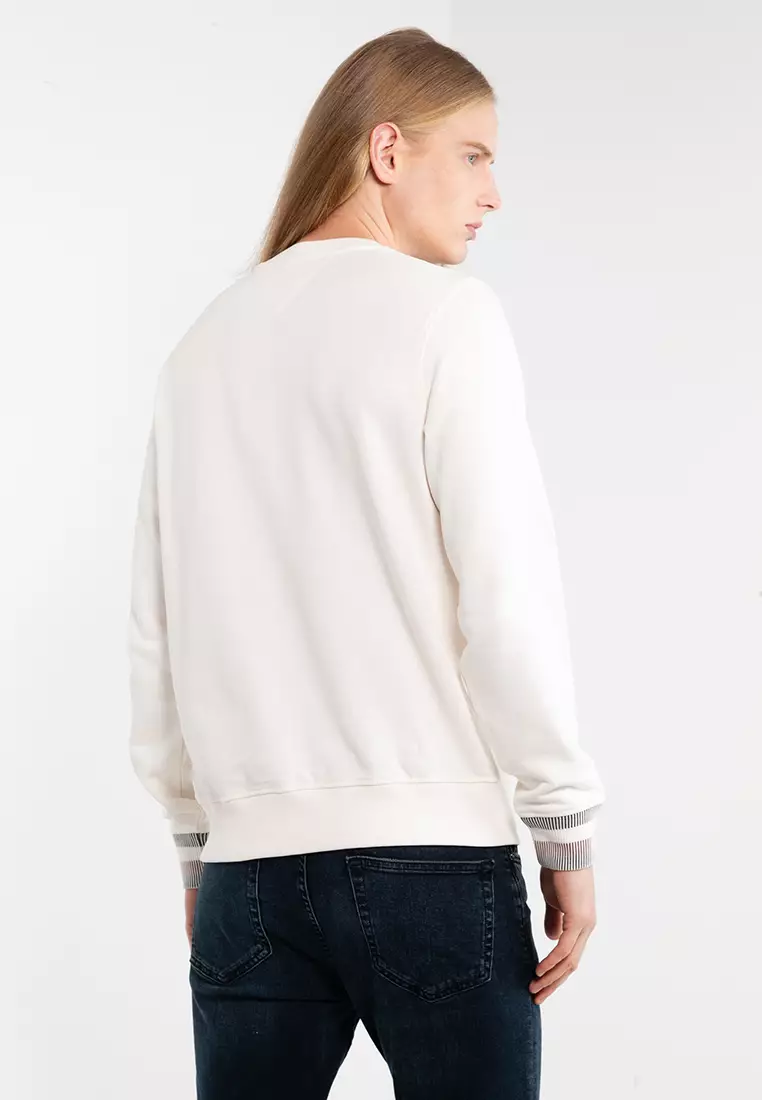 White deals hilfiger sweatshirt