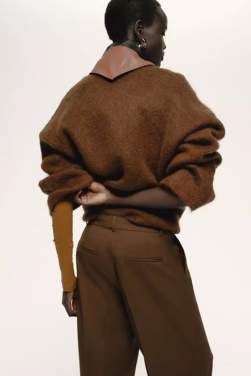 High-waisted tailored trousers