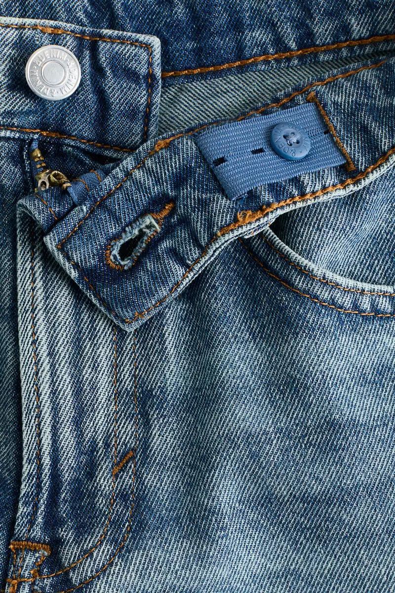 Loose Fit Jeans
