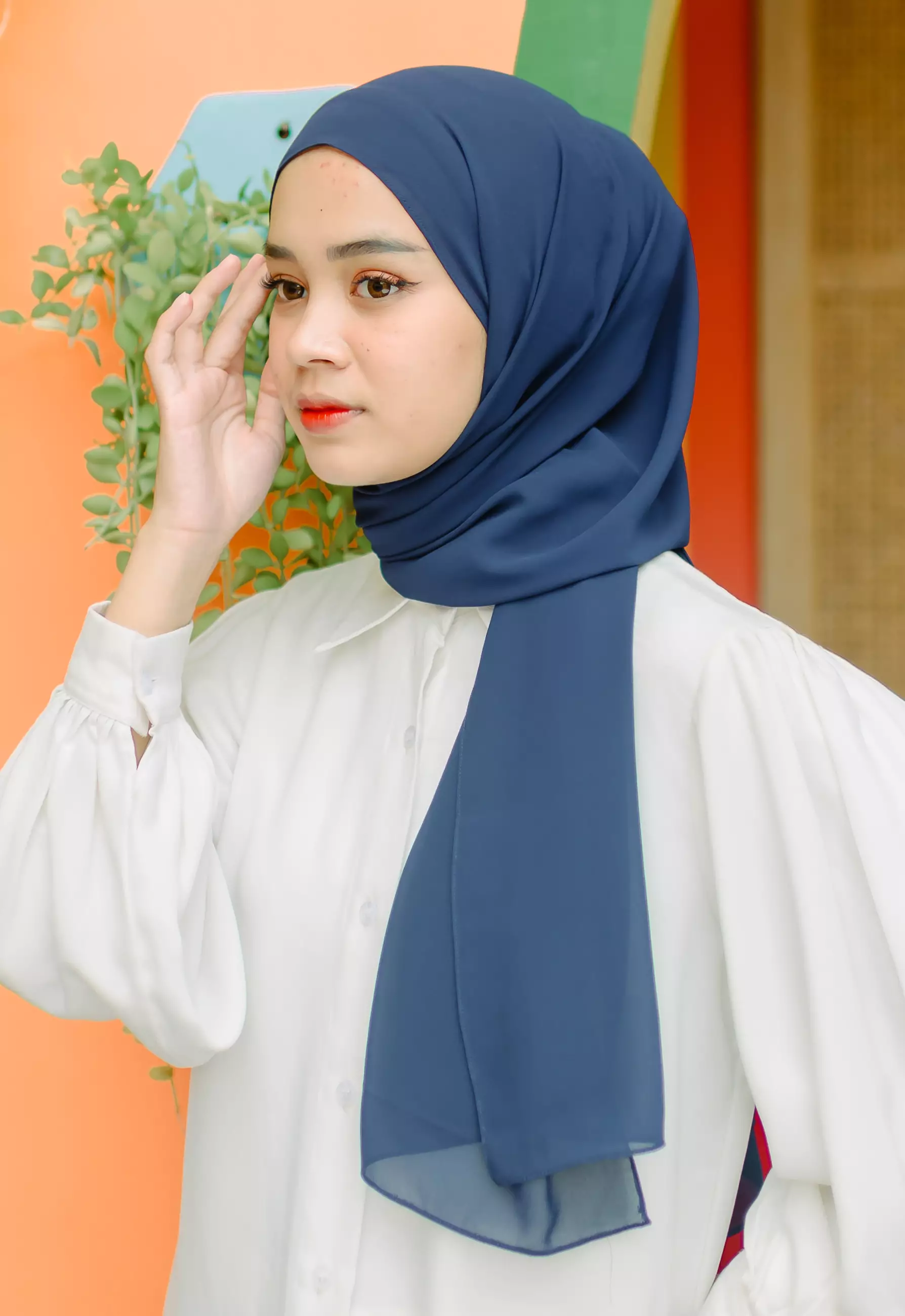 Yure Inner Shawl Navy