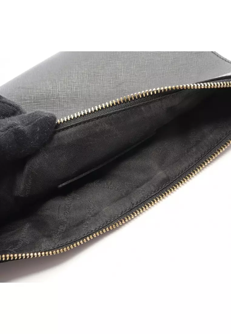 Pre-Loved Salvatore Ferragamo Gancini one shoulder bag leather black