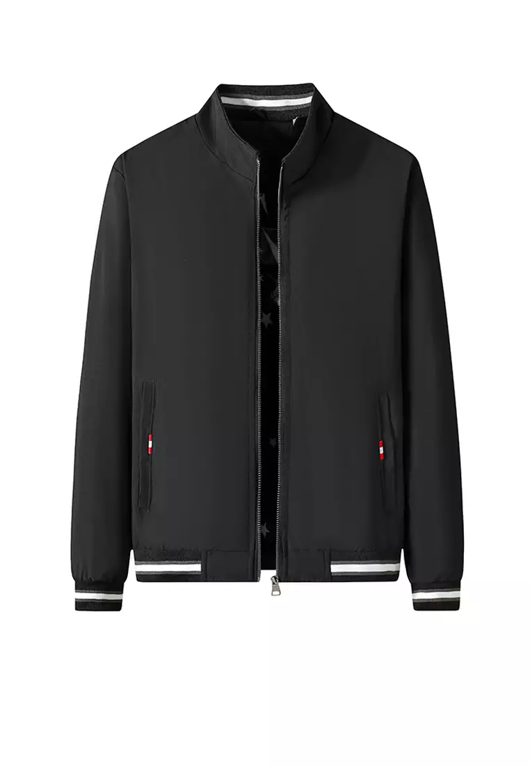 Jacket with zipper outlet