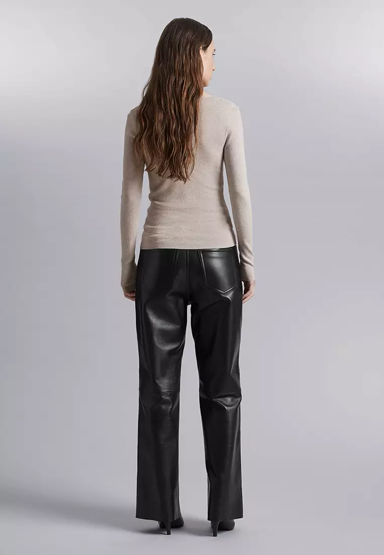 Fitted Scoop-Neck Top