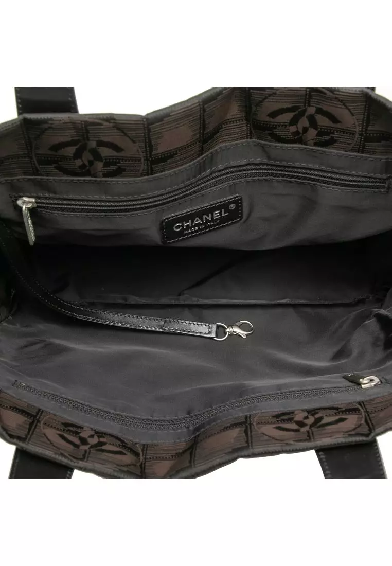Pre-Loved Chanel New Travel Line Nylon Tote