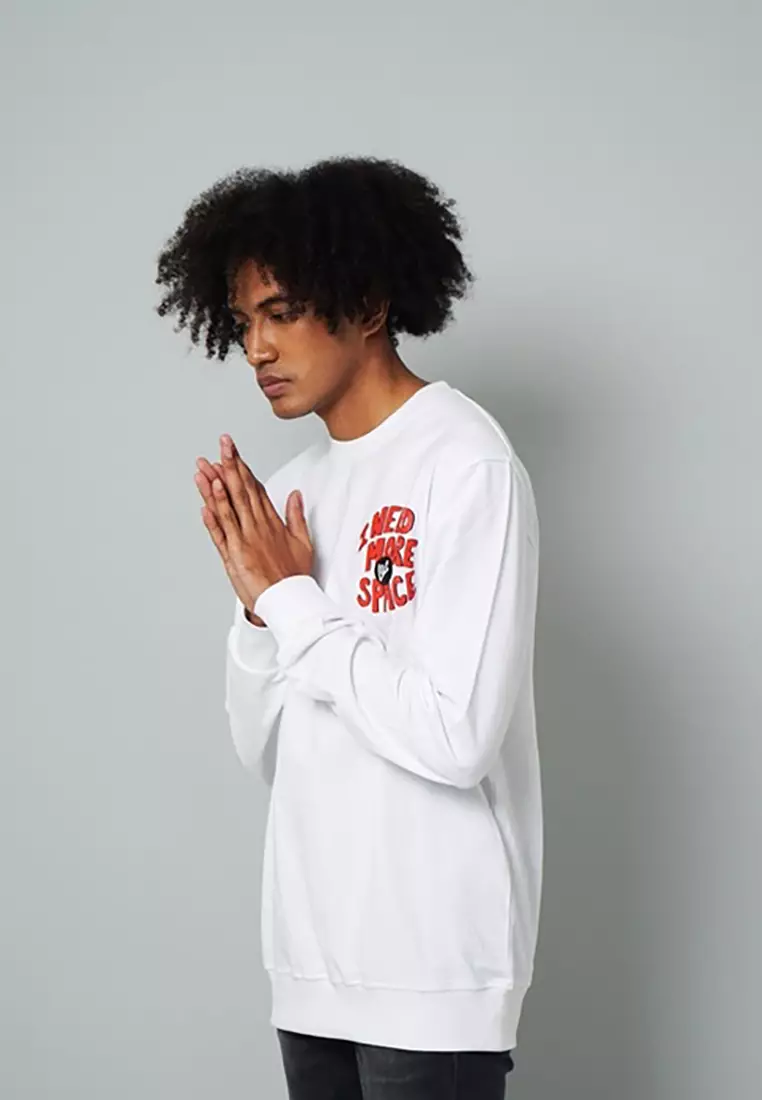 LGS Street - I Need More Space - Sweatshirt - Putih - Unisex - SW.10.H012.001