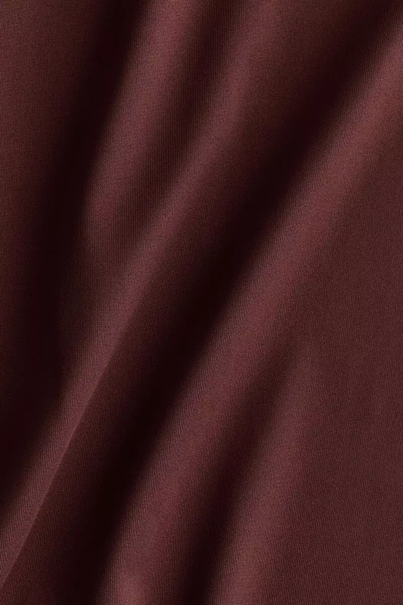 Fitted microfibre T-shirt
