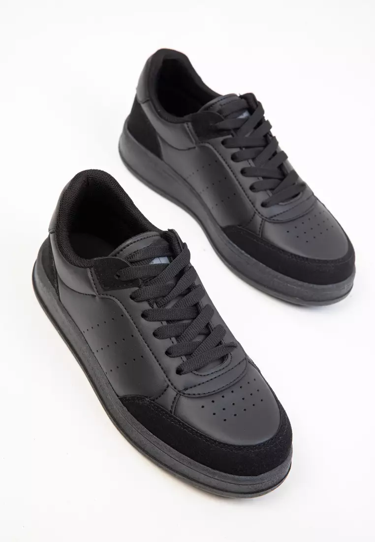 Casual Sneakers