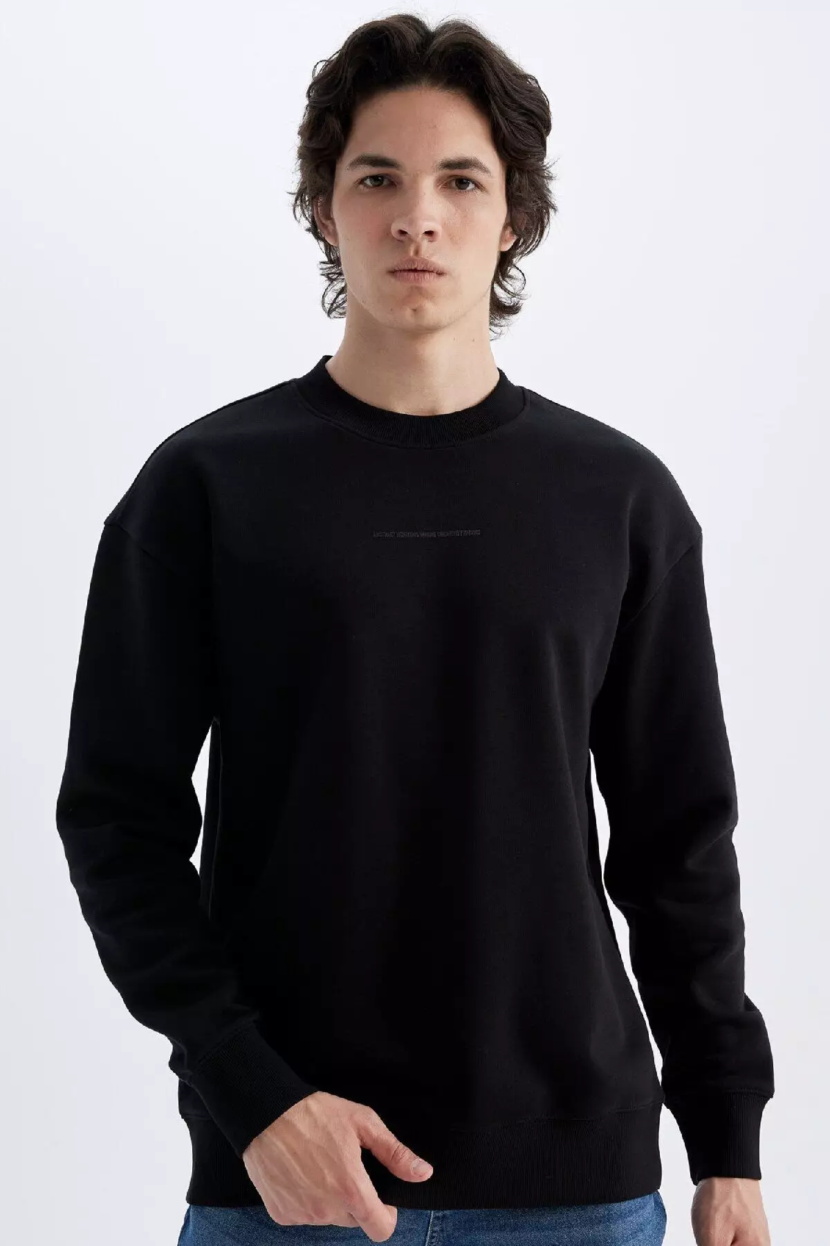 Black Sweatshirt