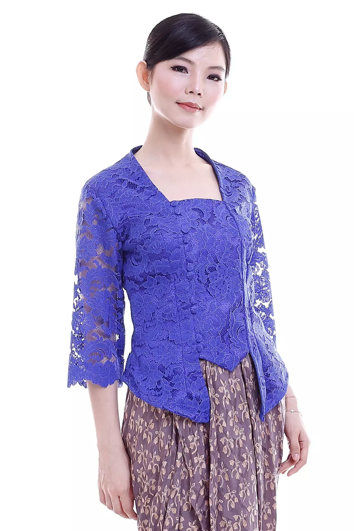 Sinok Brukat Benhur Kebaya