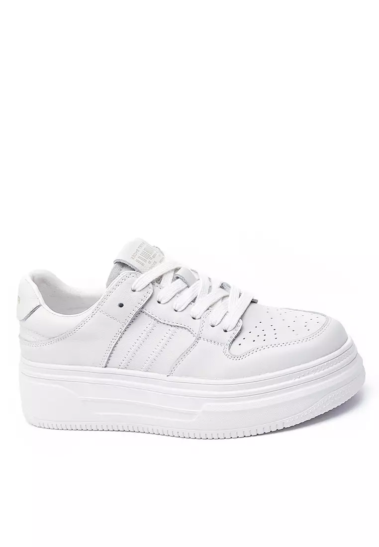 Discount on Twenty Eight Shoes  shoes - SKU: Genuine Leather Thick-Sole White Sneakers Rx8385