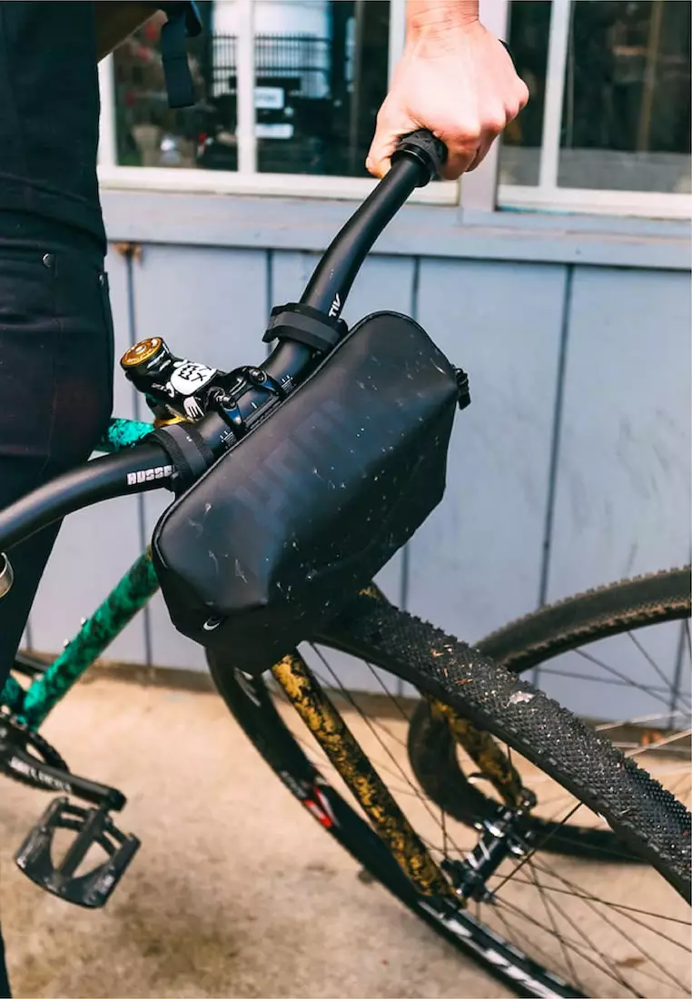 Helix Folding Bike Suitcase Helix Handlebar Bag For 2023 Chrome