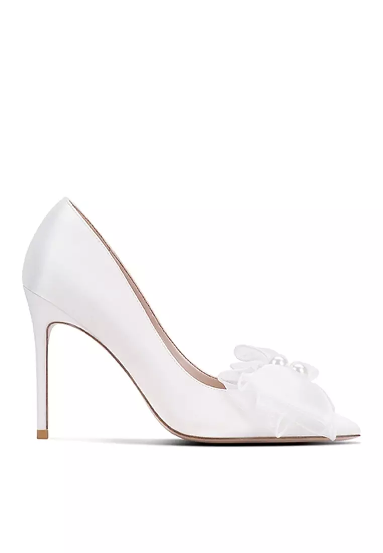 White high shop heels with bow