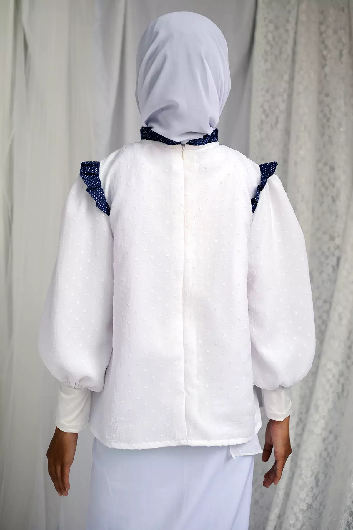 Crossandra Sashiko Biru Blouse Batik Raya