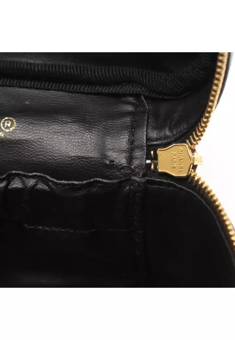 chanel black clutch