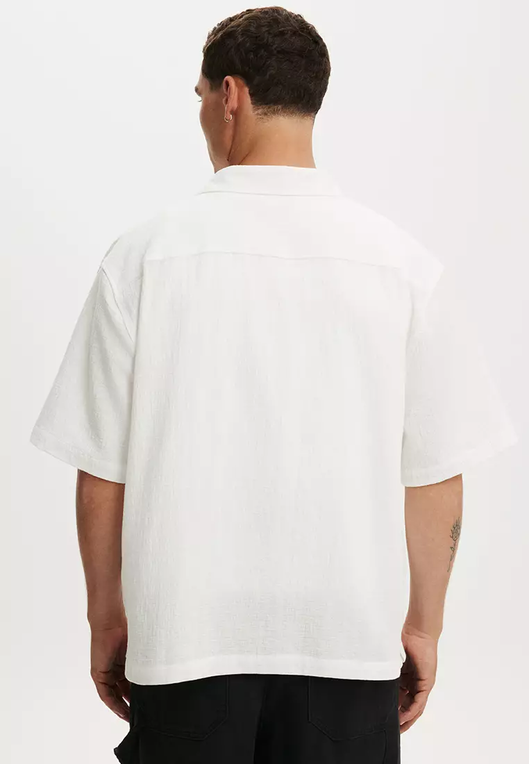 Boxy Fit Short Sleeves Shirt