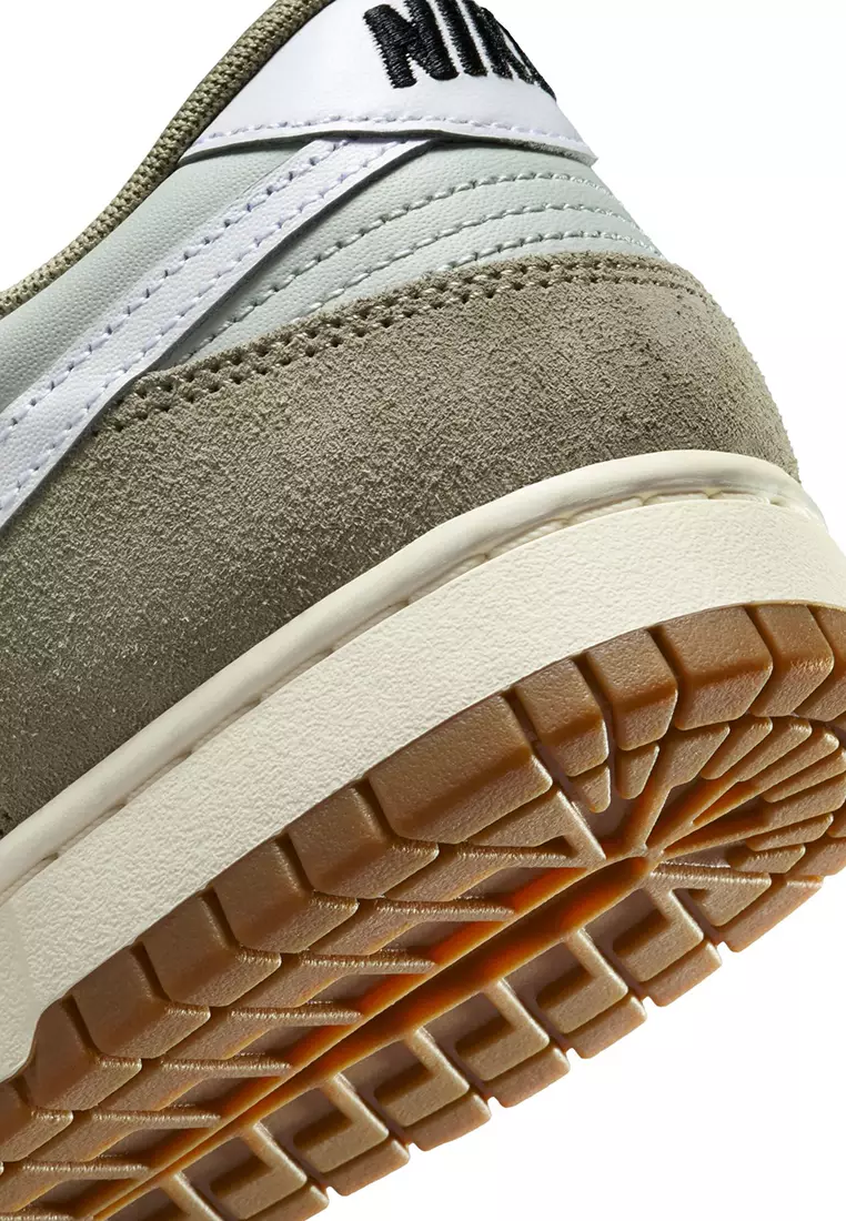 Dunk Low Retro SE Shoes