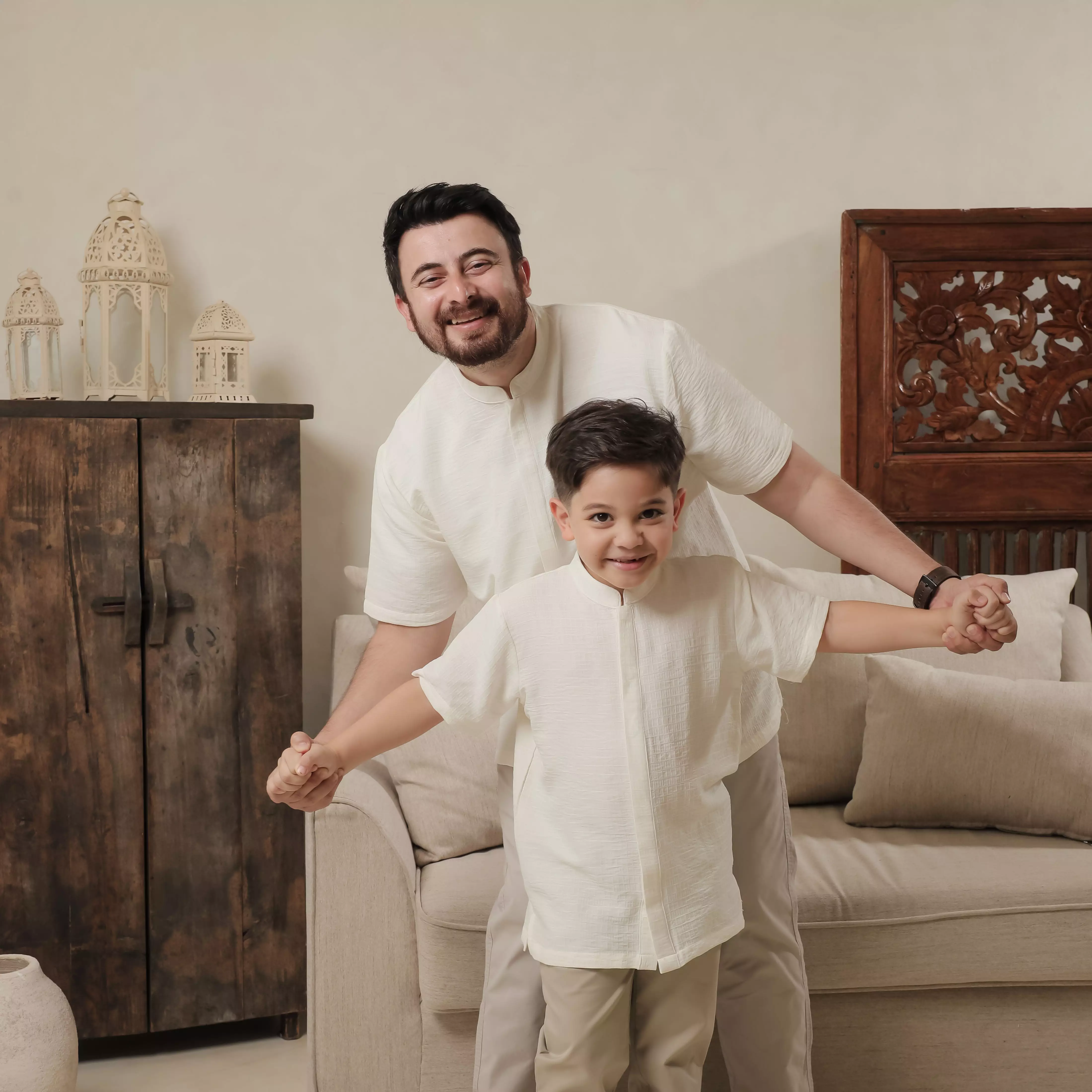 Pito Dito x MFMW Sarimbit Keluarga - Leebul Set Koko Anak Broken White