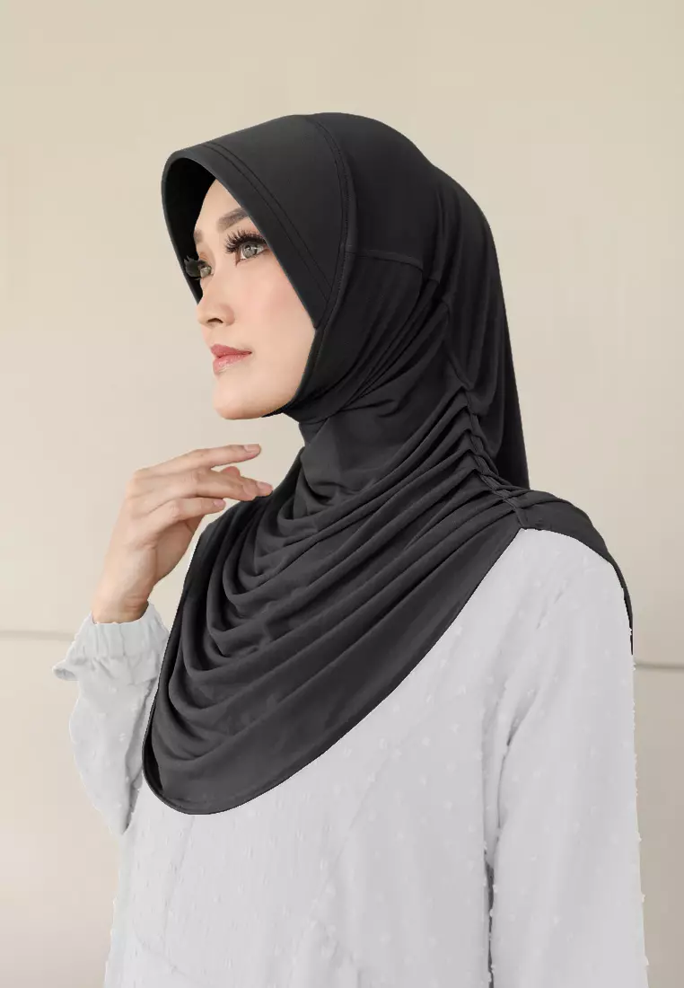 Zelena - Mahika Bergo | Hijab Instan Daily | Bergo Pad Kerut - Charcoal Black