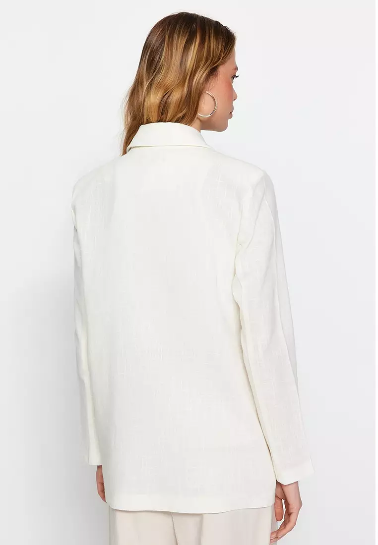 long white blazer