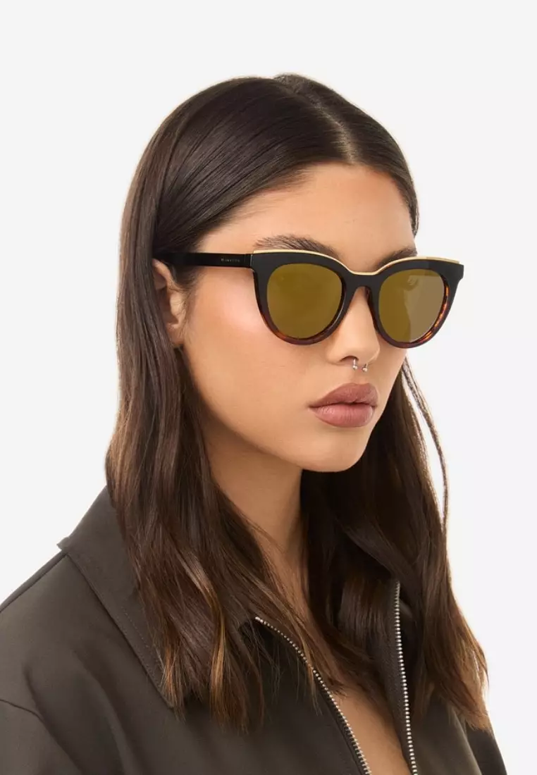HAWKERS Bella Polarized Black Gold Sunglasses For Men And Women, Unisex. Official Product Designed In Spain
