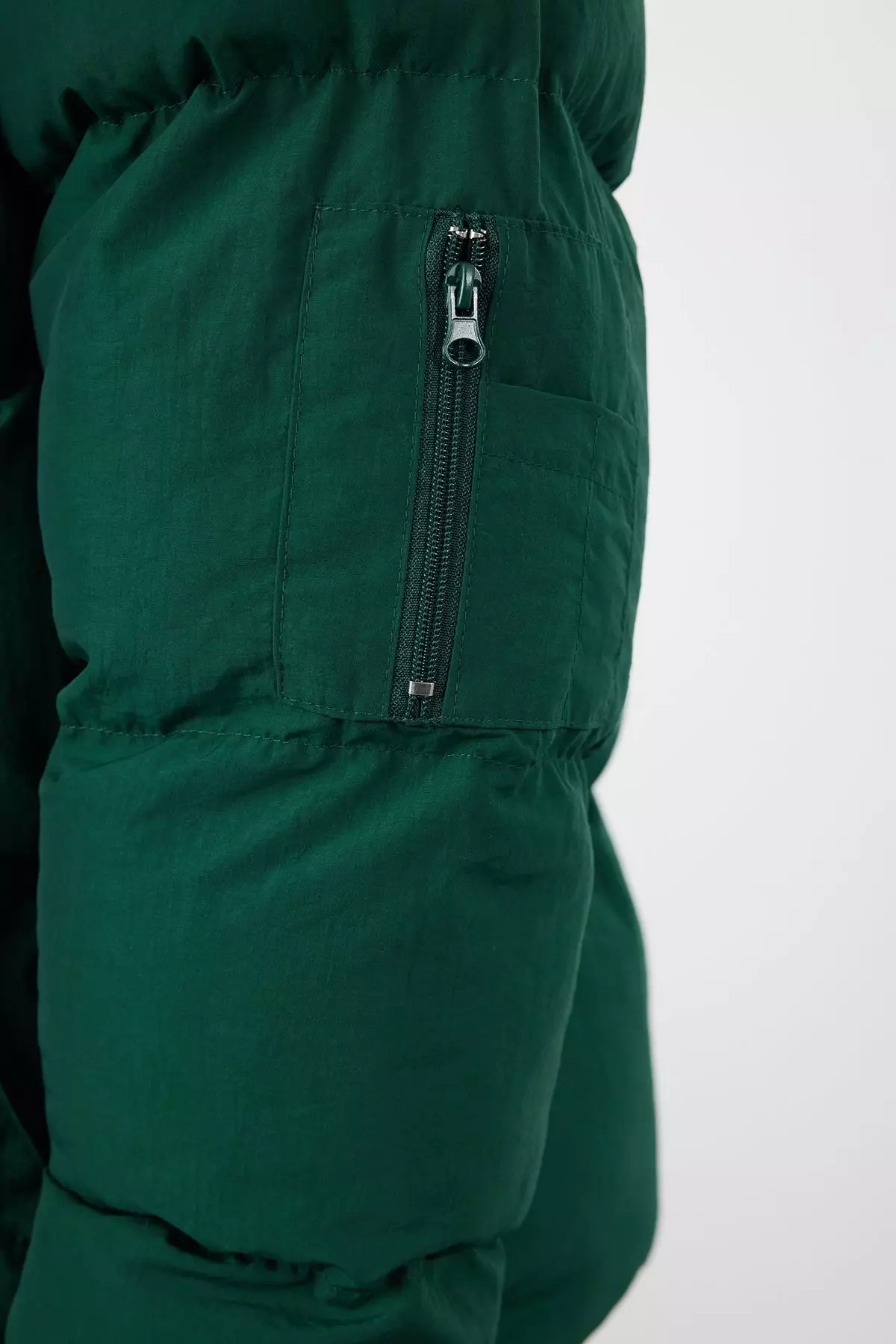 Unisex Green Taslan Relaxed Fit Winter Puffer Coat TMNAW25MO00007