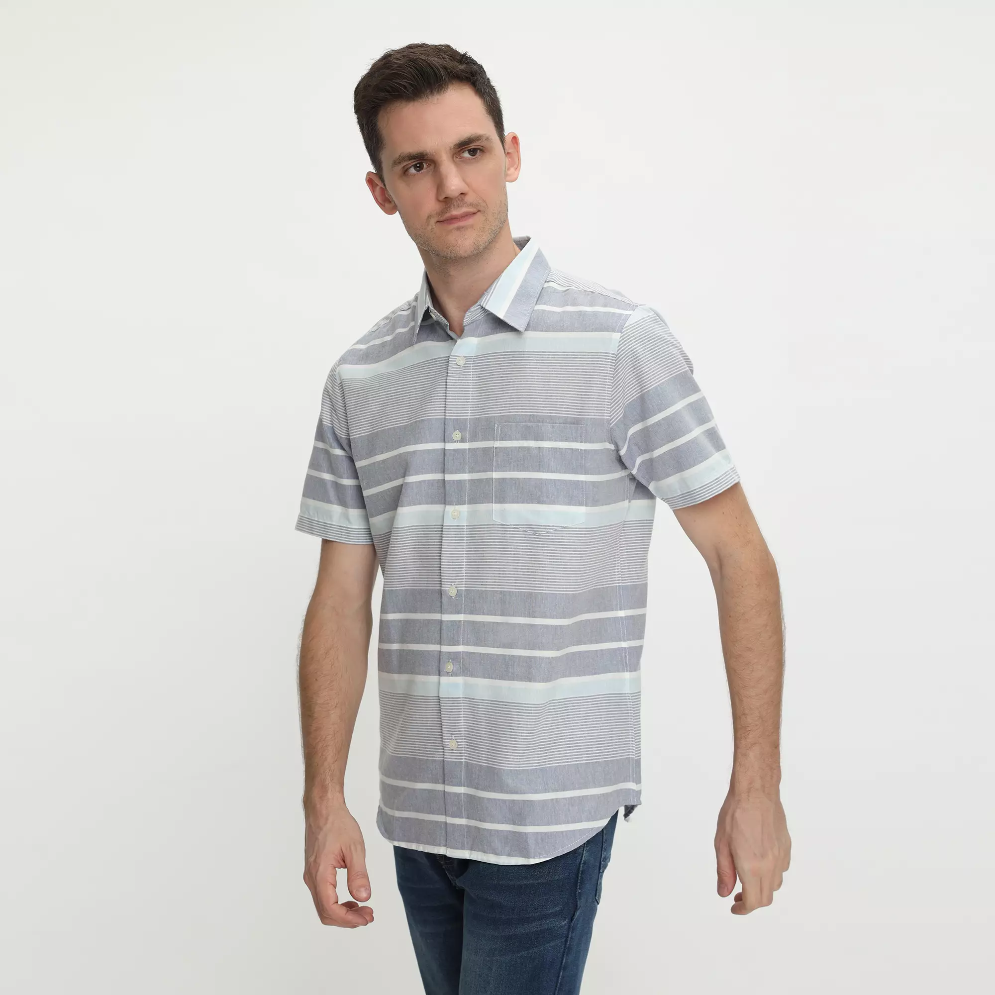 Platini Kemeja Motif Salur Pria Lengan Pendek Katun Dusty Blue 73495.21