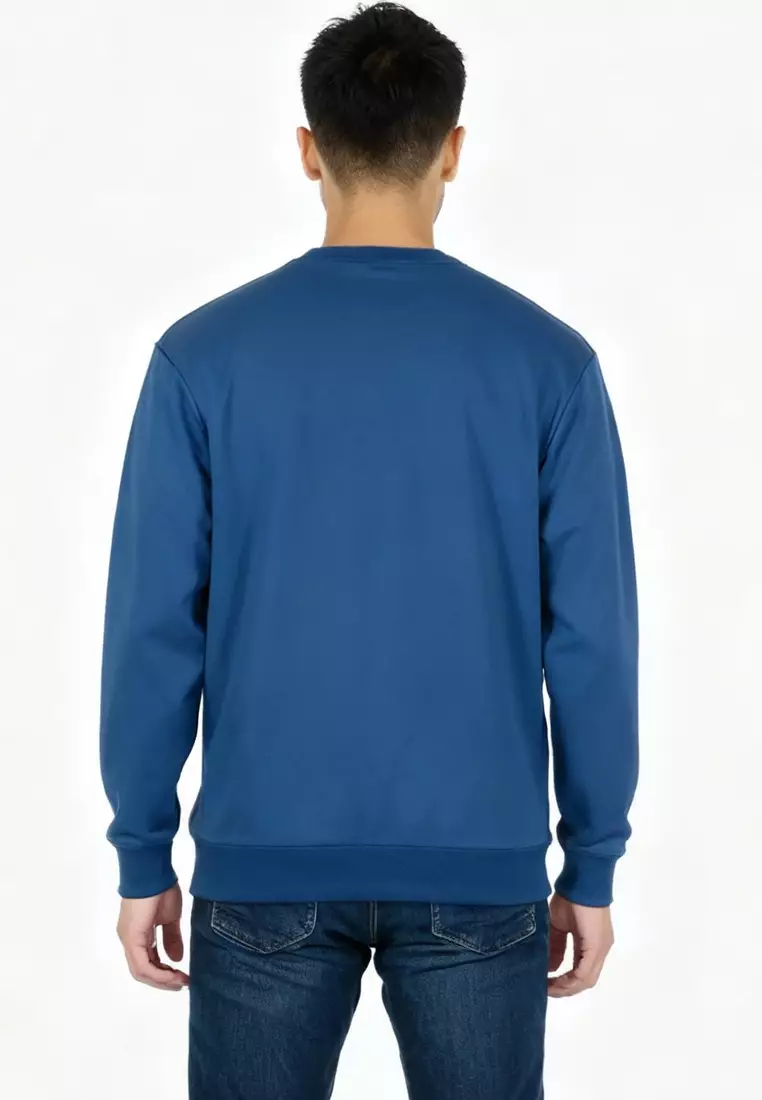 Aizen Crew Neck Pullover Sweater