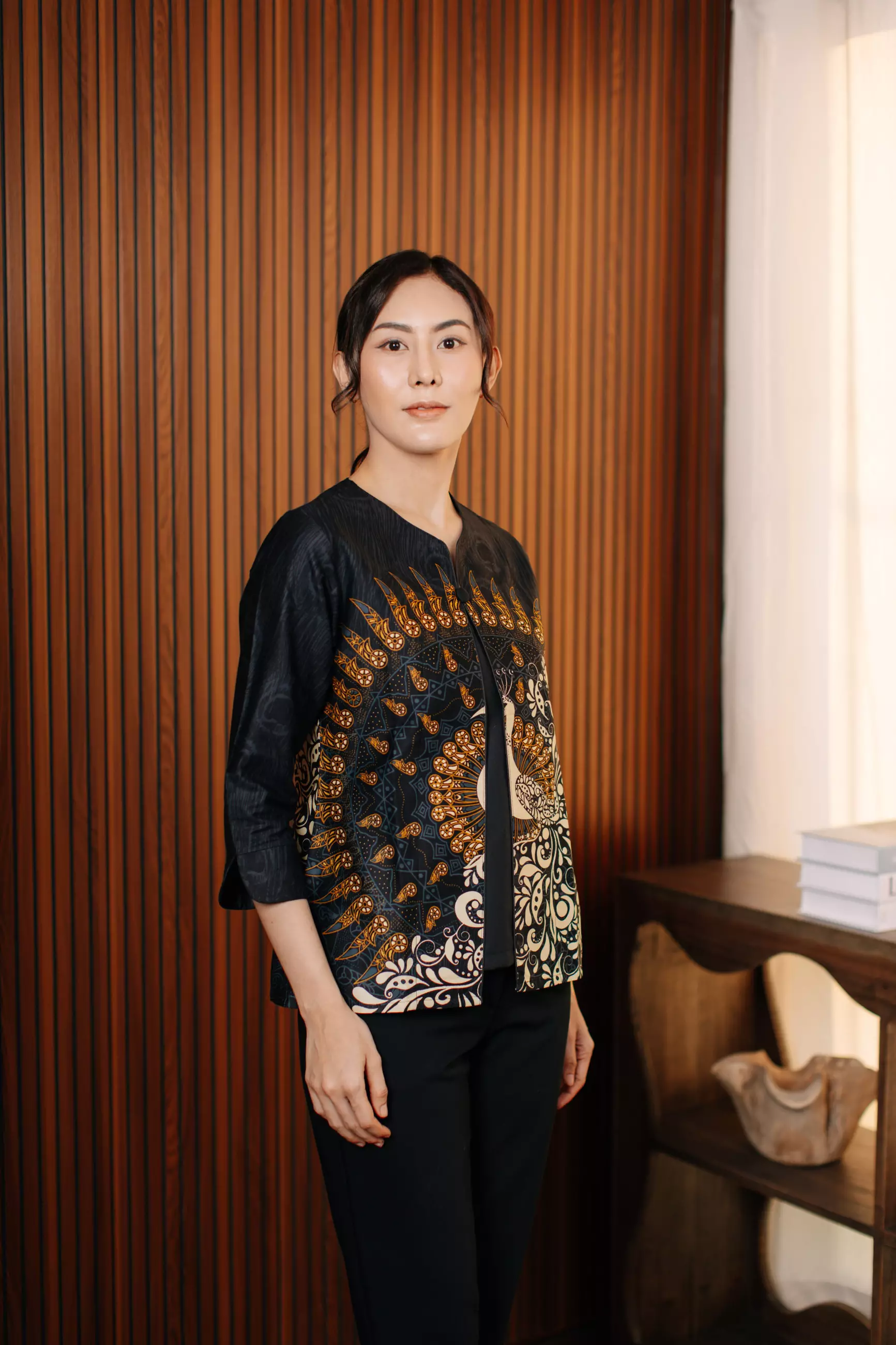 Adyatma Kalandra Blouse Batik Wanita Katun