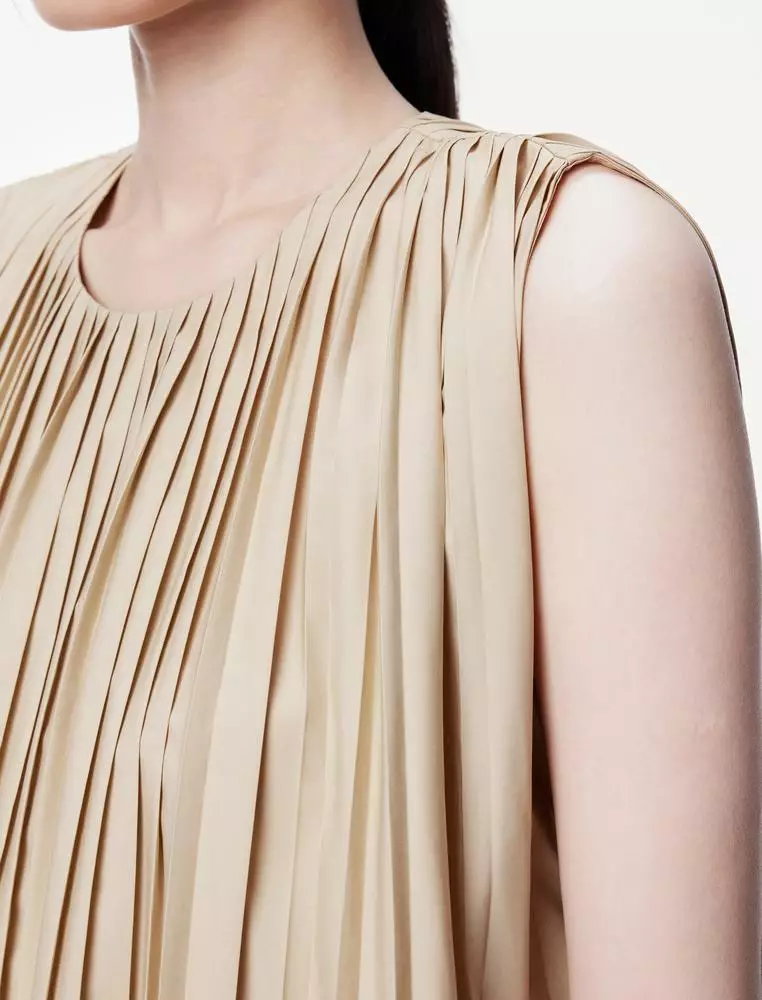 A字百褶無袖連衣裙