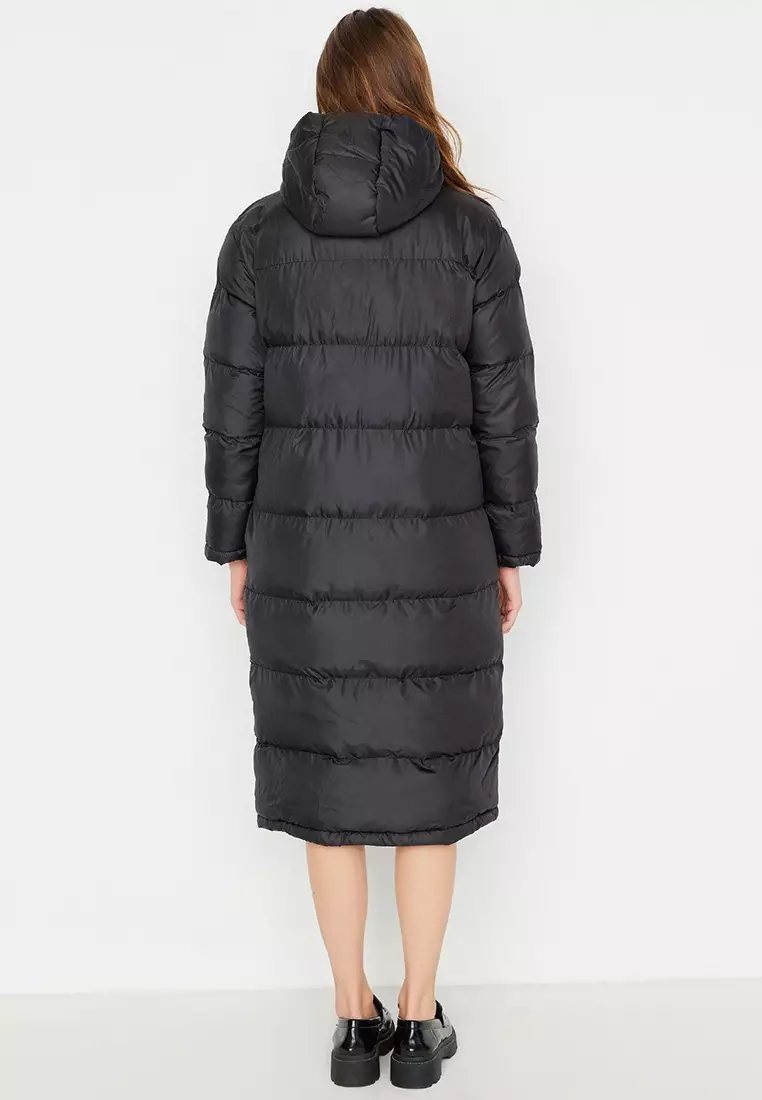 Black Hooded Water Repellent Long Puffer Jacket Twoaw23Mo00154